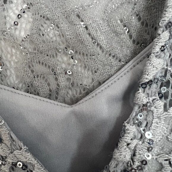 Marina Cold Shoulder Sequin Prom Dress Formal Gown Size 4 - Picture 9 of 16